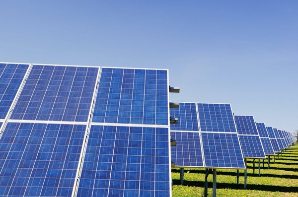 Qu'est-ce que le Programme des Nations unies pour l'environnement (PNUE) et quel est son rôle ?